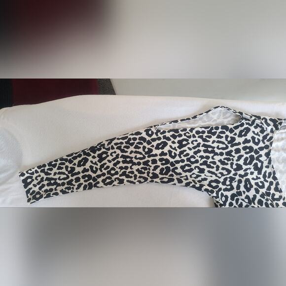 Cache Wrap Top Animal Print White And Black Size M - Picture 4 of 11